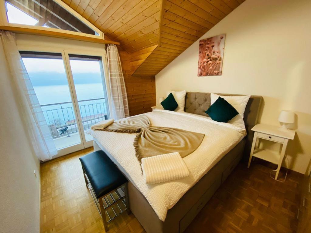 Lake View Residence Niederried bei Interlaken Luaran gambar